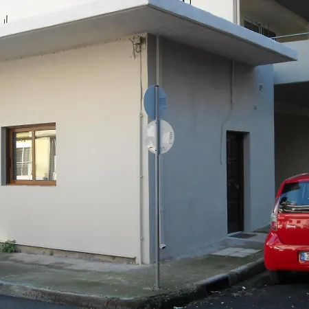 Home, Marina A Appartamento Kalamata
